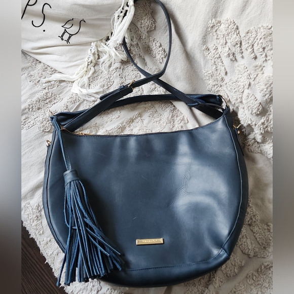 Stunning navy leather large purse - Picture 4 of 4